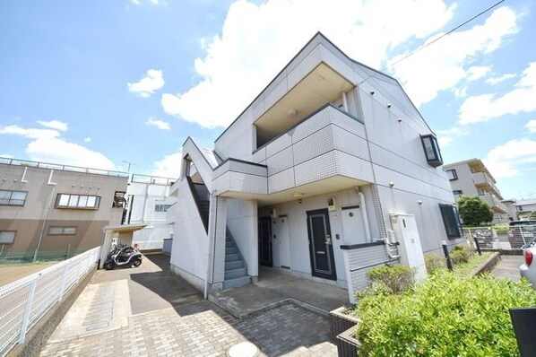 リリーベルの物件外観写真